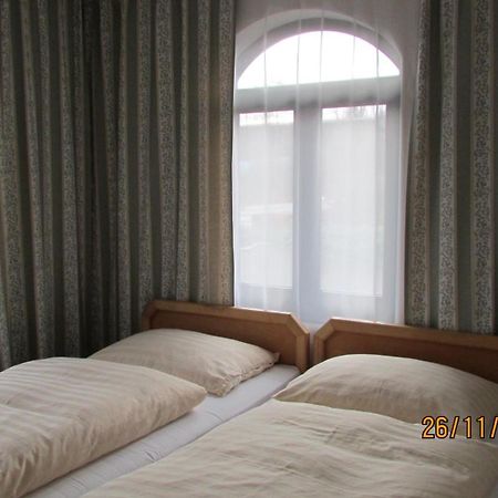 Villa Jinonice Прага Экстерьер фото